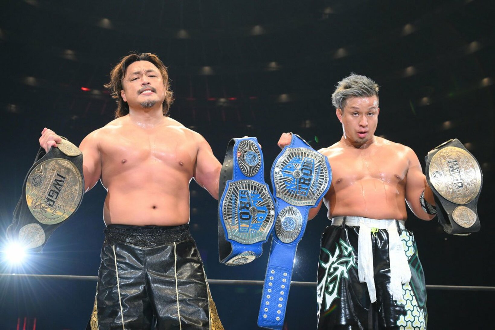 勝利した後藤洋央紀とYOSHI－HASHI