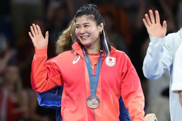 表彰式後、すがすがしい笑顔を見せた尾崎野乃香