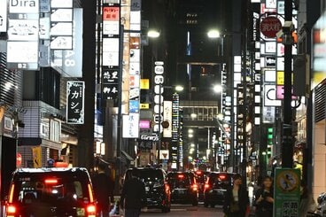 夜の街並み(写真はイメージ)