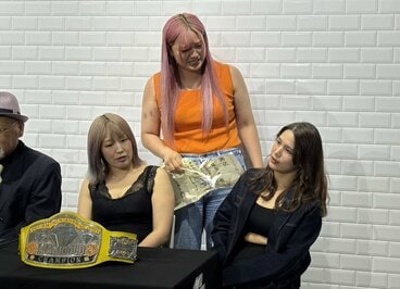(左から)桜井麻衣、後藤智香、翔月なつみ