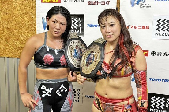 高瀬みゆき(右)と岩田美香