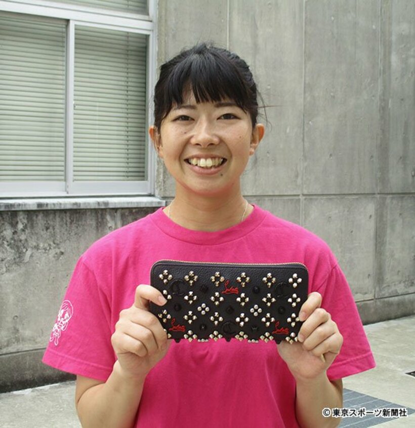  末武里奈子が愛用する財布