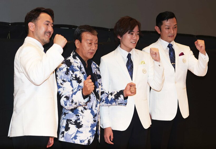 橋幸夫さんと二代目橋幸夫ｙＨ２のメンバー