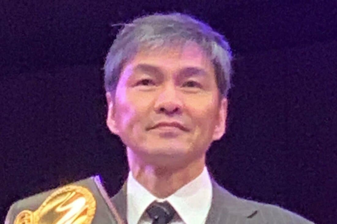見解を語った飯田覚士氏