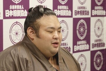  初の綱取りに気合が入る貴景勝