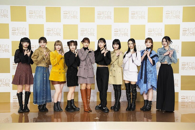 ME:Iの(左から)RINON、KOKORO、AYANE、KEIKO、RAN、MOMONA、SHIZUKU、MIU、SUZU、KOKONA（©NHK）
