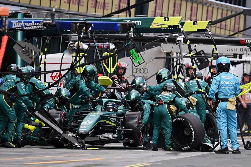 開幕から苦境が続くアストンマーティン（ロイター）