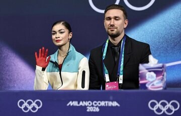 渦中のアデリア・ペトロシャン（右＝ロイター）