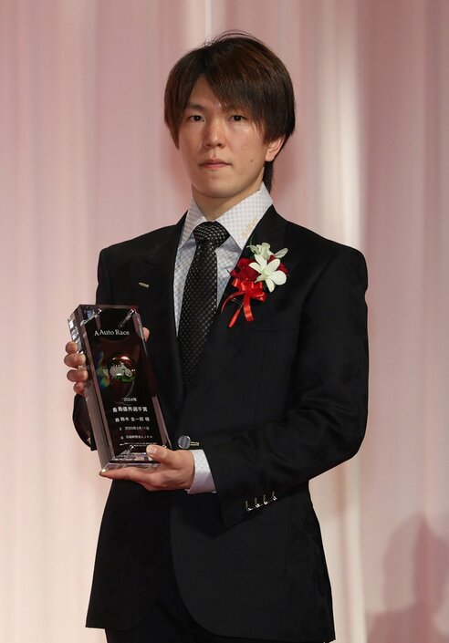 オートレース】MVP鈴木圭一郎が感慨「記憶に残る年だった」 | 東スポWEB