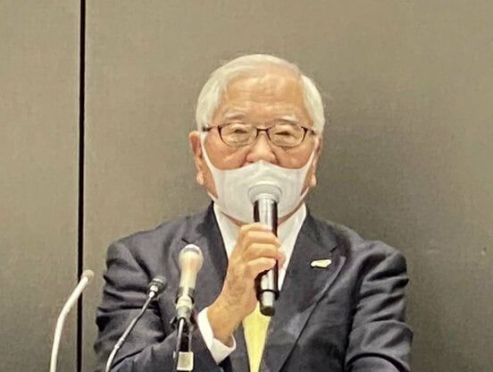日本バドミントン協会の関根義雄会長