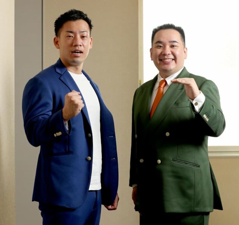  ミルクボーイの内海崇（右）と駒場孝