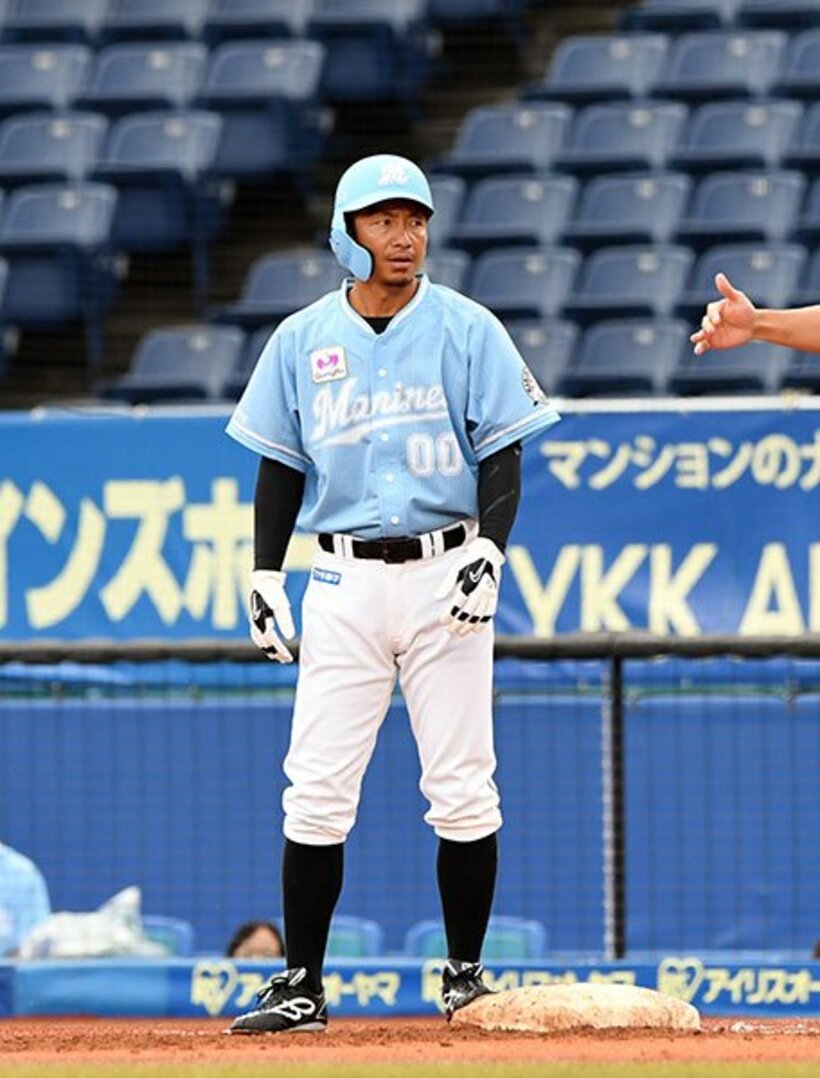  １２日に代走で出場した鳥谷