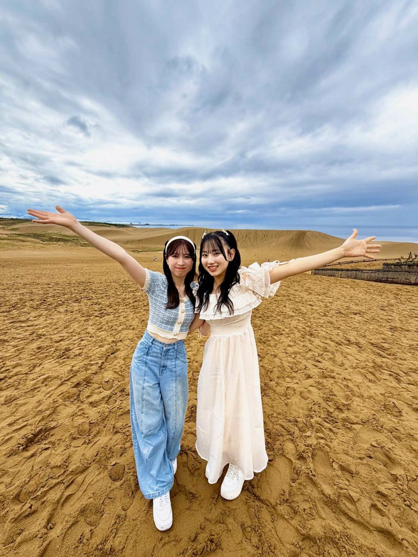 ＡＫＢ４８の永野芹佳と徳永羚海のショート動画企画「ＡＫＢ４８ とっとり女子旅」が公開される（Ｃ）ＡＫＢ４８