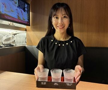 純米酒三種飲み比べですしと日本酒の相性を語った石川奈津紀アナ