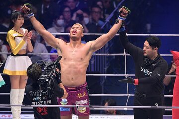 兄で格闘家のエドポロキング(中)