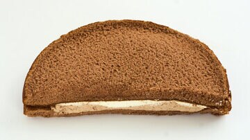 セブン「７プレミアム　大きなふわふわシフォンケーキ　生チョコ」