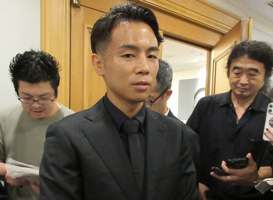 那須川天心に関する質問に答える武居由樹