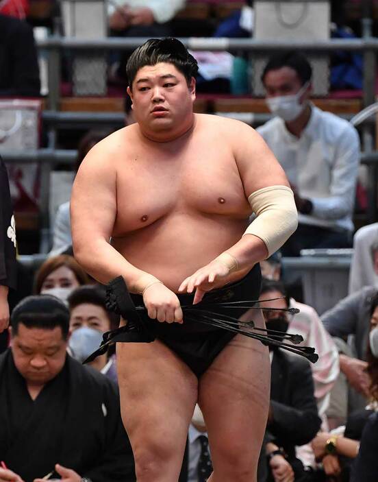  阿炎は明生を下し３連勝（東スポWeb）