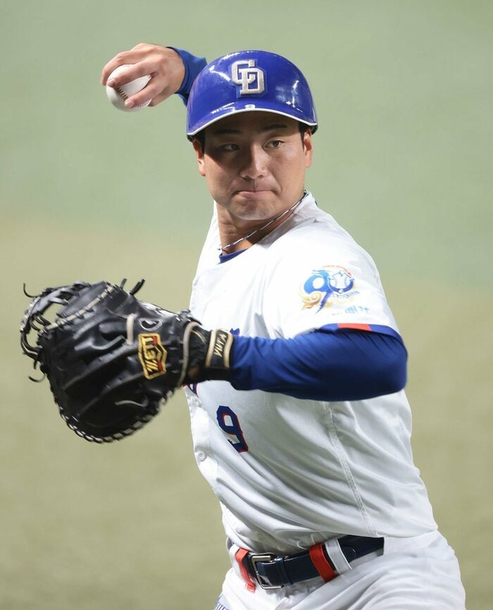 打撃も好調だった中日・石伊雄太