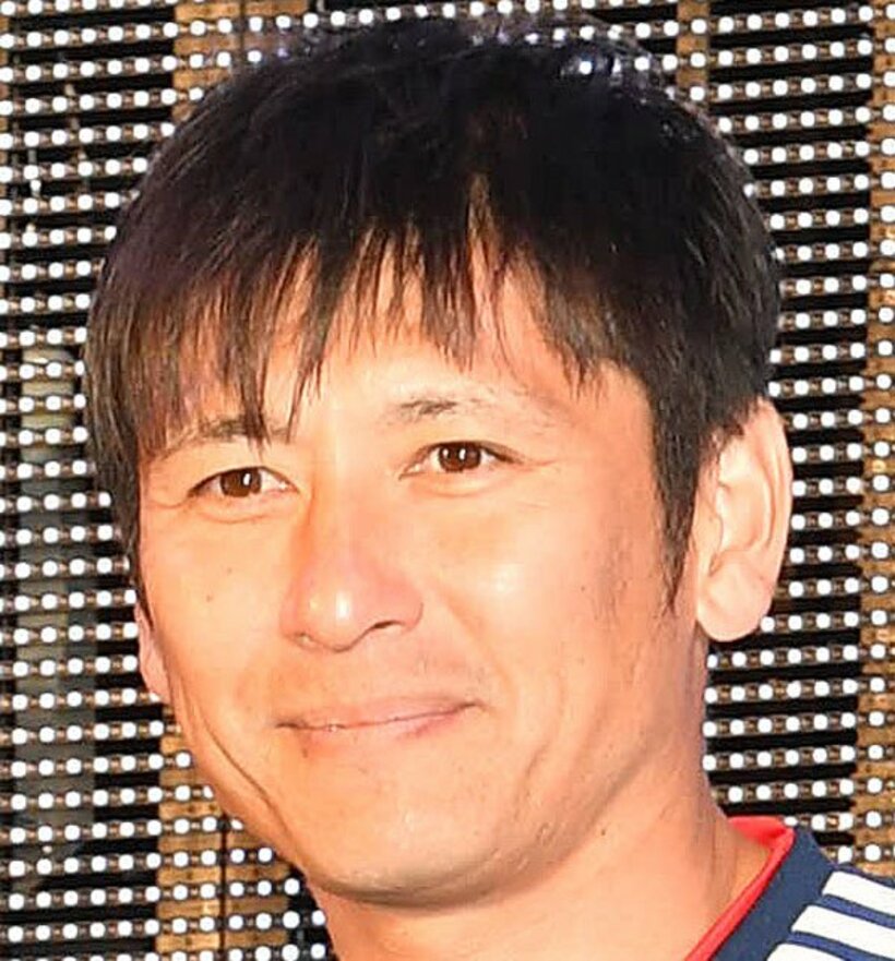  中田浩二氏
