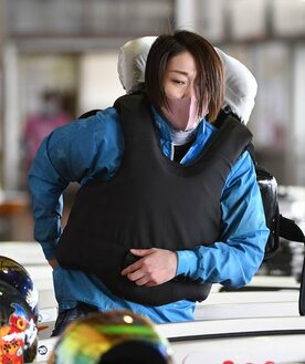 巻き返しを狙う川野芽唯