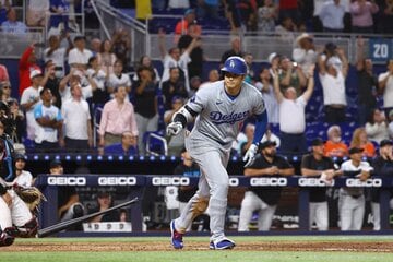 本塁打を打った大谷翔平