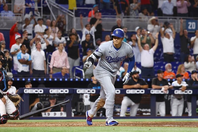 本塁打を打った大谷翔平
