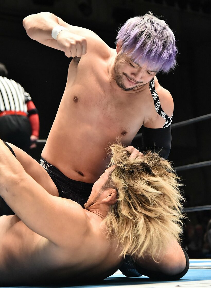  抗争は激化する一方のＫＥＮＴＡ(上)と棚橋