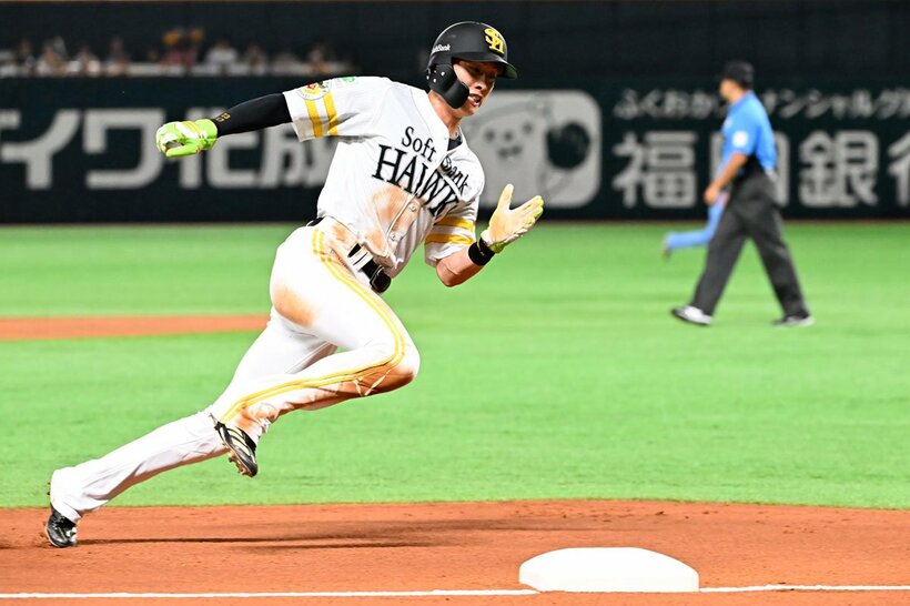 周東は盗塁、走塁でチームを引っ張った