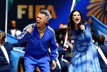 ロビー・ウィリアムズ(左=ロイター)