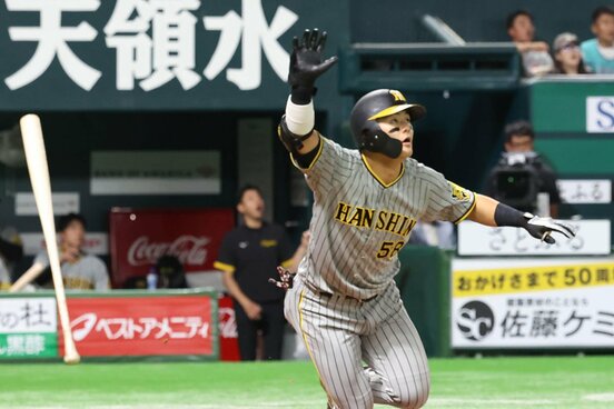初回、先制の満塁弾を放った前川右京