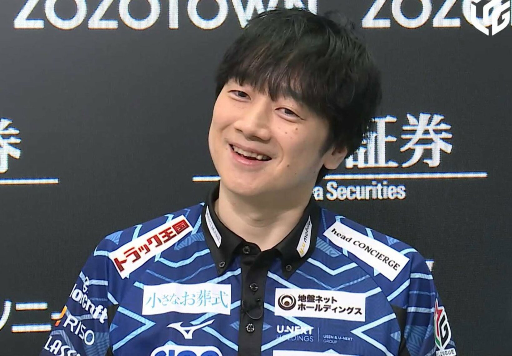 小林選手、苦笑いさせちゃってすみません