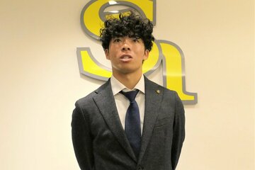 契約更改を終えた村上泰斗