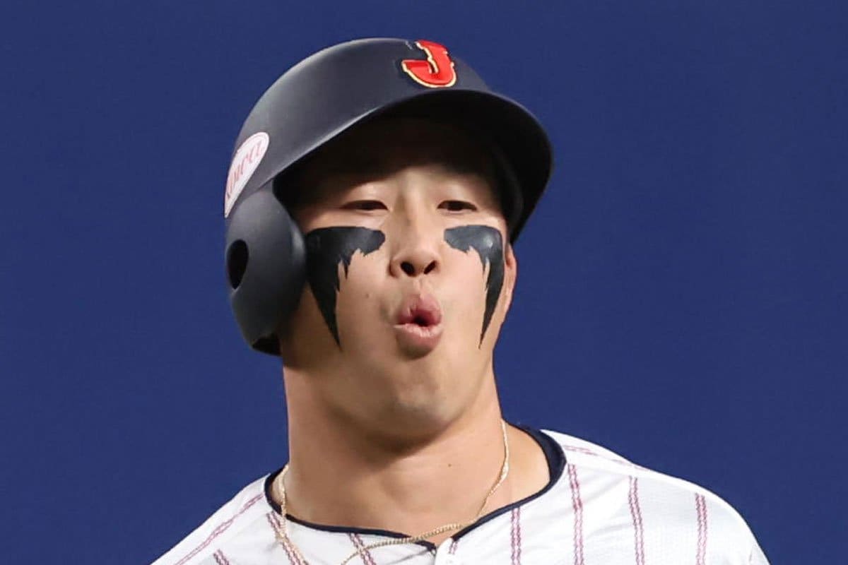 プロ 野球 アイ ブラック