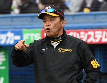 〝若いツバメ〟をほめた岡田監督
