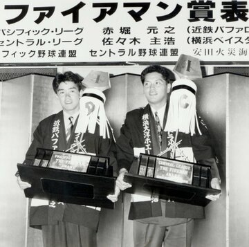  横浜・佐々木（右）とともに球界を代表するストッパーとなる（東スポＷｅｂ）