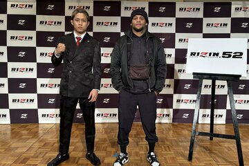 秋元強真㊧とパッチー・ミックス