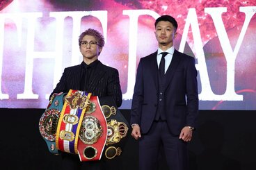 井上尚弥（左）と中谷潤人