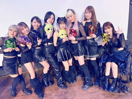 新メンバーが加入した仮面女子。左からNONOA、陽向こはる、月野もあ、三吉織乃、雪咲羽衣、森下舞桜、小島夕佳、猪狩ともか