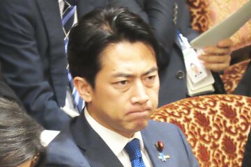 全国食べ歩きの応援行脚が続く小泉進次郎農相