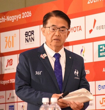 会見に出席した大村秀章知事