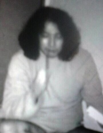 ストローで覚醒剤を吸引する庄司容疑者