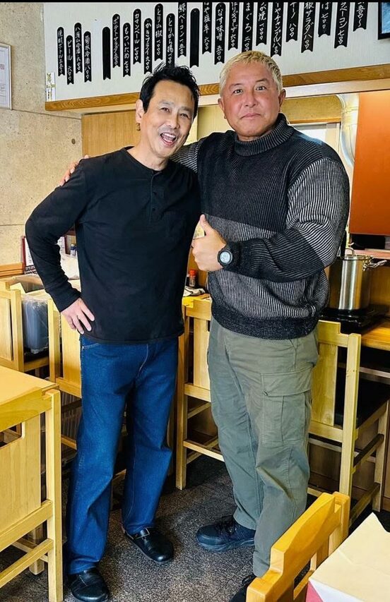 野村宏伸(左)と坂本一生