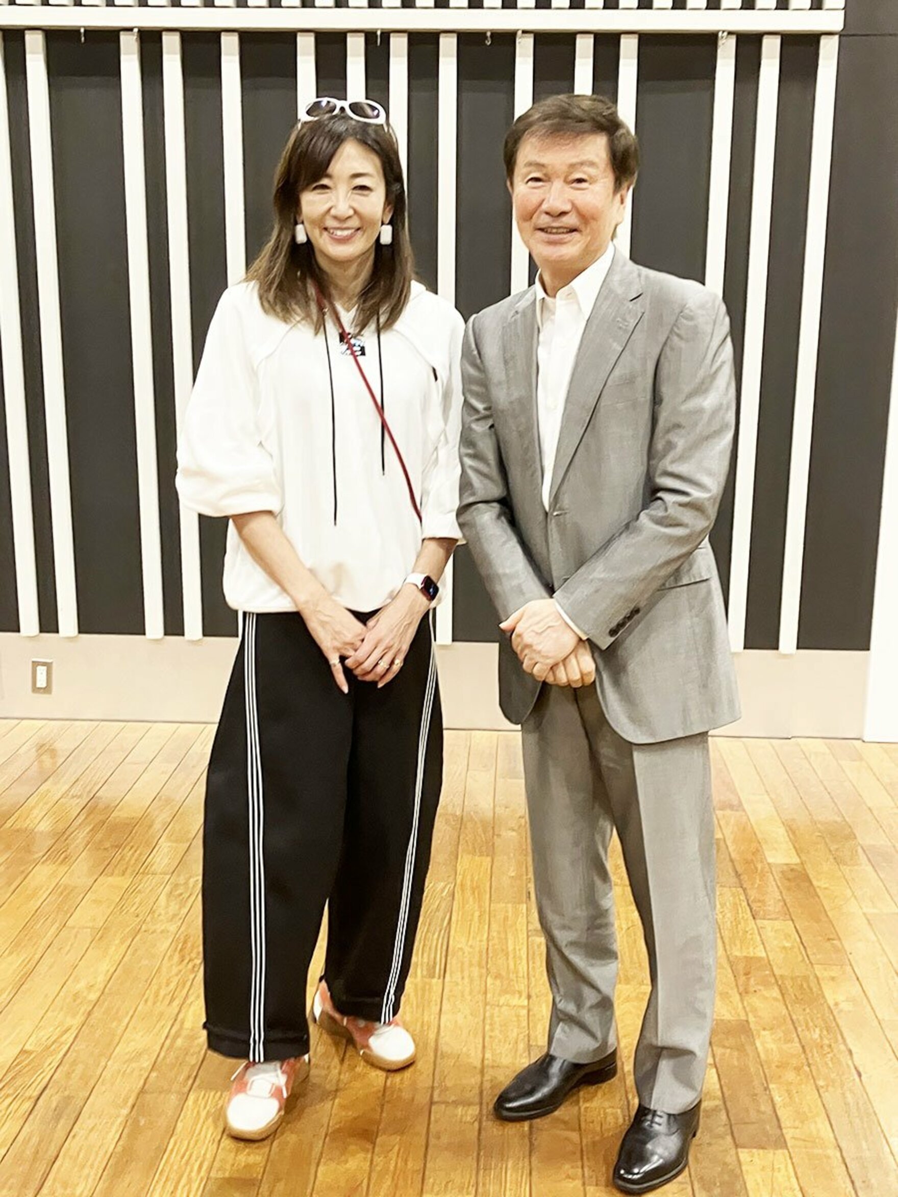 森田健作(右)のラジオ番組に出演した中島史恵