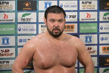 雪辱を誓ったウルフアロン