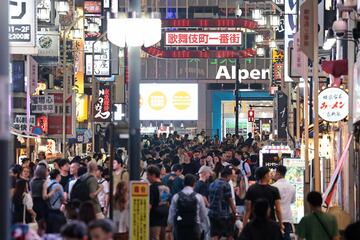 歌舞伎町を拠点に活動する違法スカウトグループ「ナチュラル」