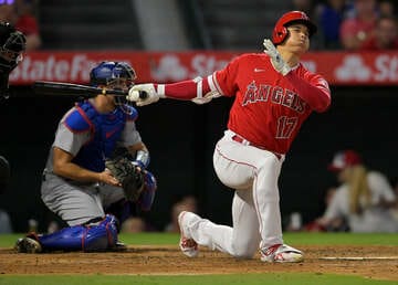  ７回、三振に倒れた大谷（ロイター＝USA　TODAY　Sports)