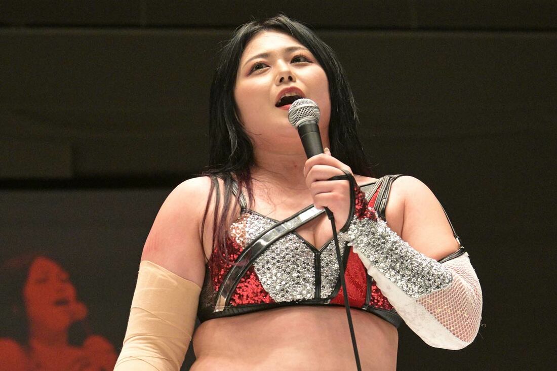 試合後マイクを握った舞華