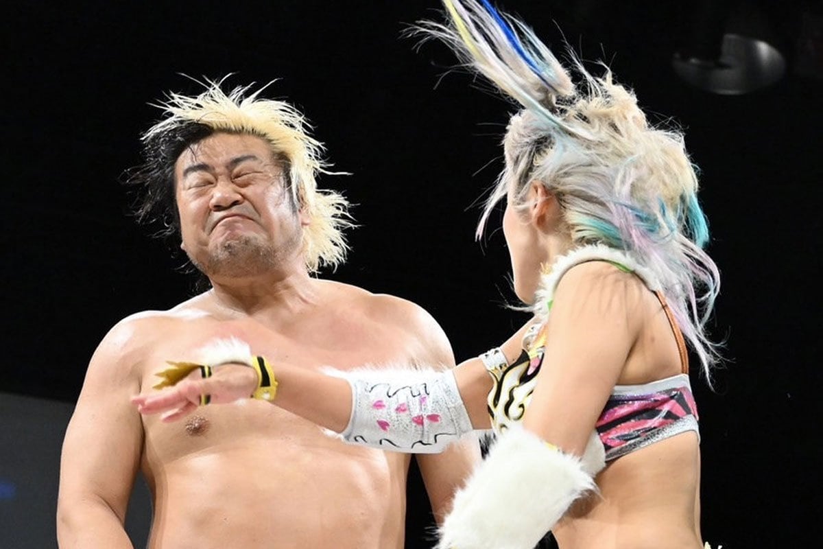 写真：【エボリューション】諏訪魔 ウナギ・サヤカの撃退成功も