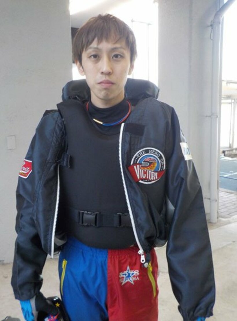  予選を２位で突破した藤山雅弘